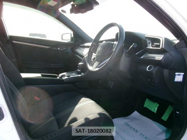 Honda CIVIC 2018-06 6496021-17