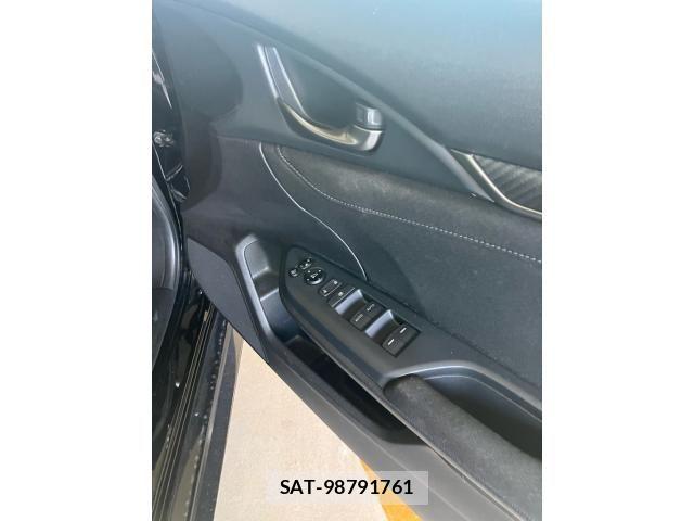 Honda CIVIC 2019-06 6544452-14