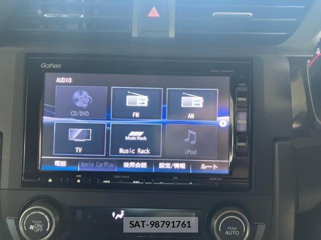 Honda CIVIC 2019-06 6544452-27