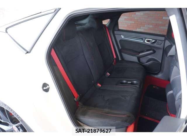 Honda CIVIC 2024-02 6611059-6