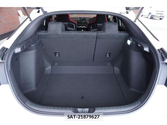 Honda CIVIC 2024-02 6611059-7