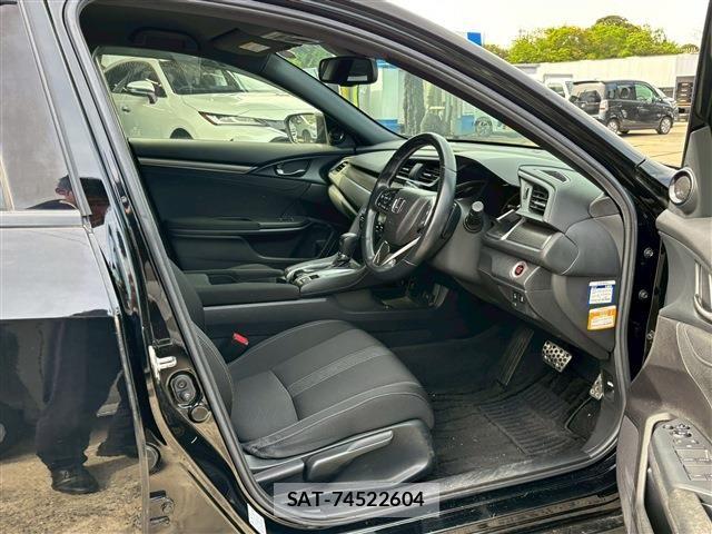 Honda CIVIC 2019-07 6611067-14