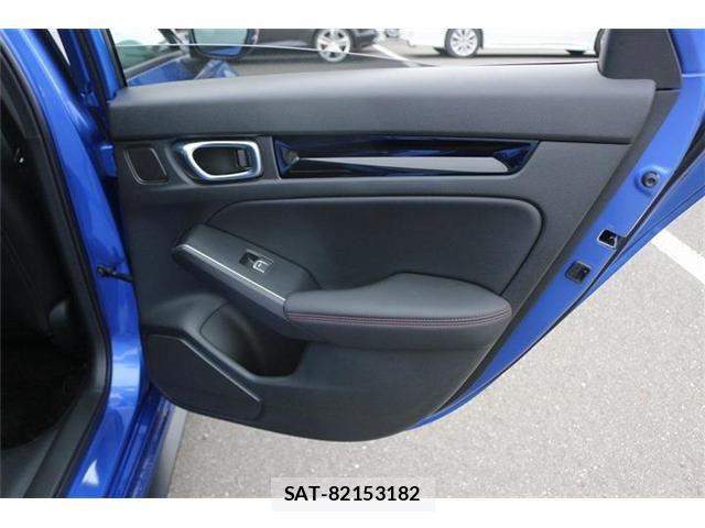 Honda CIVIC 2024-05 6611064-26