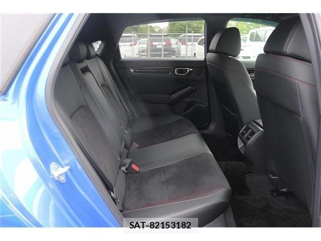 Honda CIVIC 2024-05 6611064-28