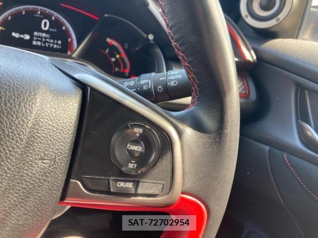 Honda CIVIC 2019-01 6641349-16