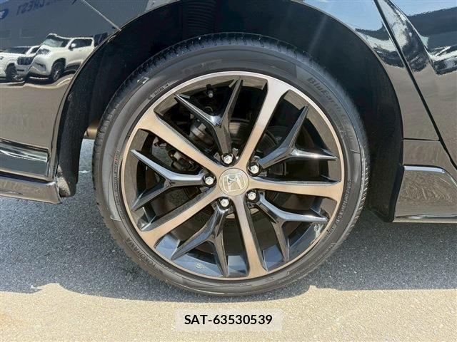 Honda CIVIC 2021-04 6670844-10