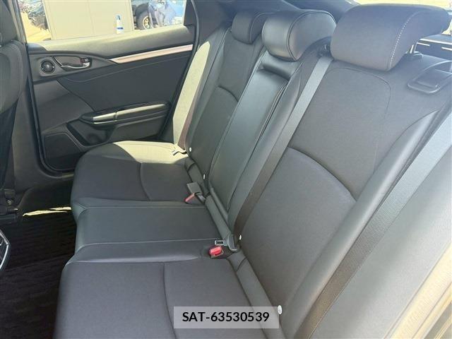 Honda CIVIC 2021-04 6670844-14
