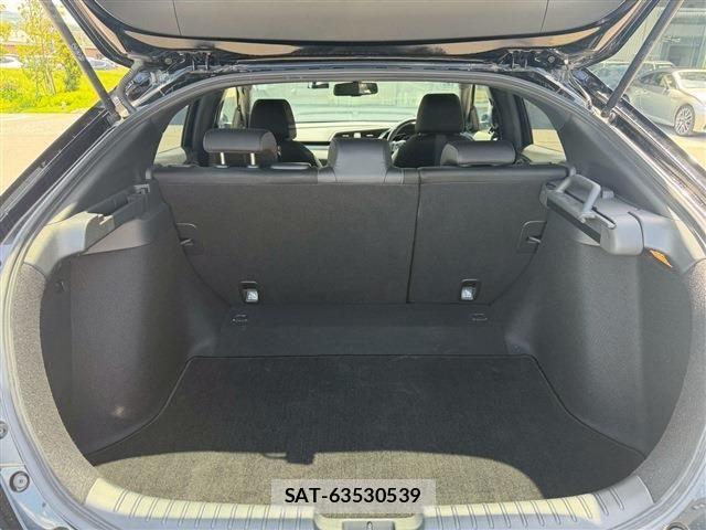 Honda CIVIC 2021-04 6670844-16