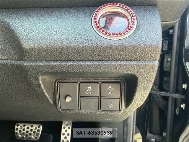 Honda CIVIC 2021-04 6670844-27