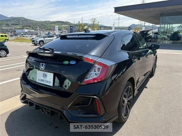 Honda CIVIC 2021-04 6670844-5