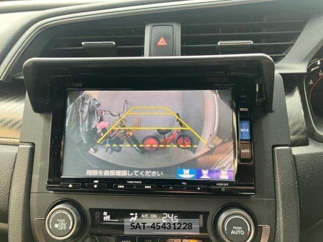 Honda CIVIC 2018-09 6670845-18