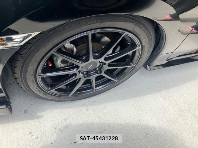 Honda CIVIC 2018-09 6670845-4