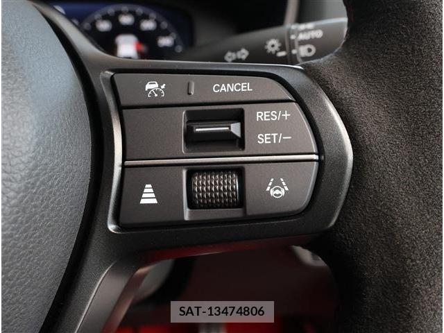 Honda CIVIC 2025-05 6670843-28