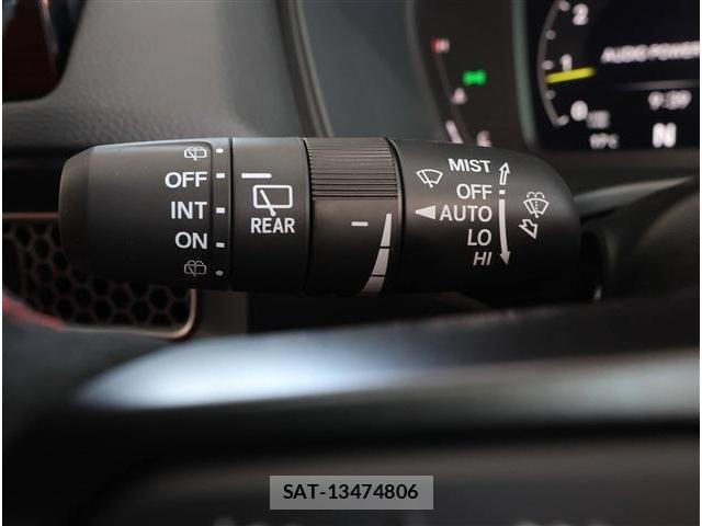 Honda CIVIC 2025-05 6670843-29