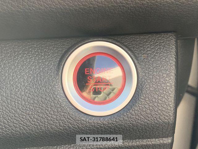 Honda CIVIC 2018-10 6675372-12