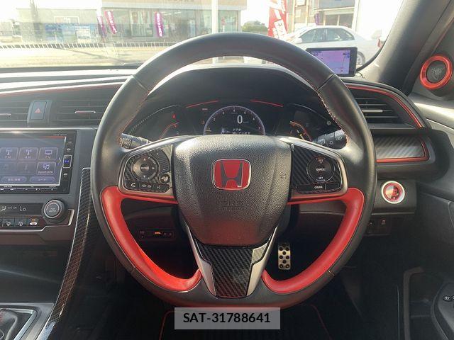 Honda CIVIC 2018-10 6675372-3