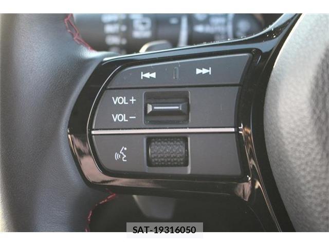 Honda CIVIC 2023-09 6675374-26