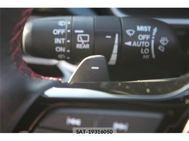 Honda CIVIC 2023-09 6675374-27