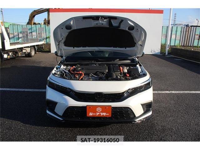 Honda CIVIC 2023-09 6675374-28