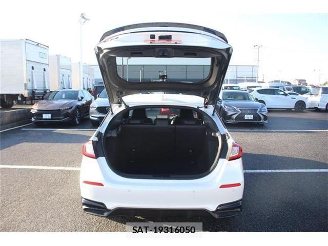 Honda CIVIC 2023-09 6675374-29