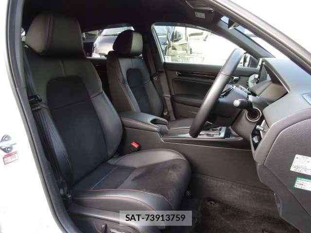 Honda CIVIC 2022-08 6675376-11
