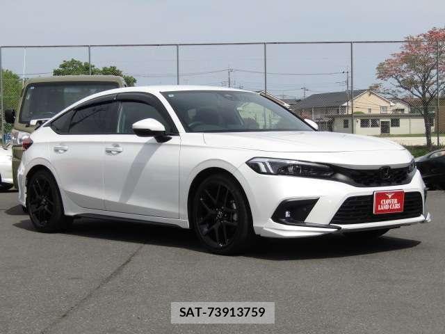 Honda CIVIC 2022-08 6675376-13