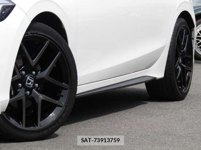 Honda CIVIC 2022-08 6675376-19