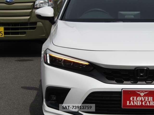 Honda CIVIC 2022-08 6675376-24