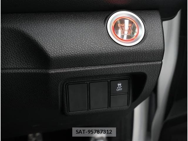 Honda CIVIC 2017-09 6675378-11