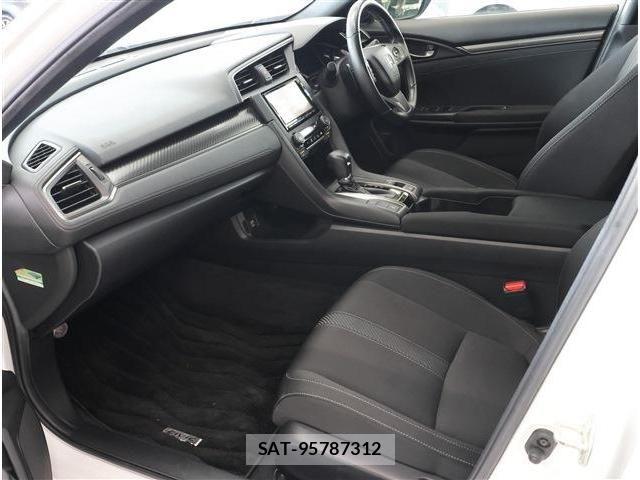 Honda CIVIC 2017-09 6675378-16