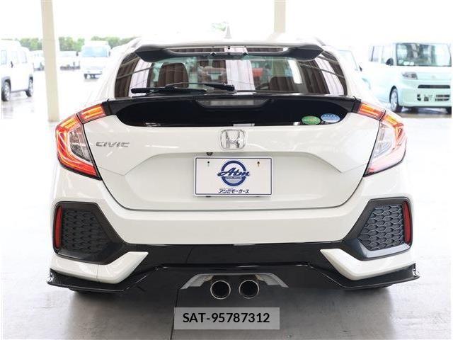 Honda CIVIC 2017-09 6675378-23