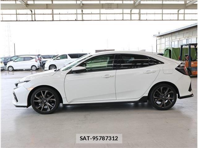 Honda CIVIC 2017-09 6675378-25