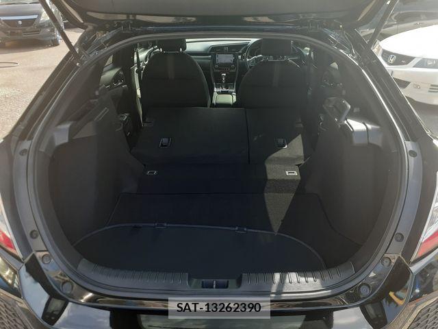 Honda CIVIC 2018-12 6682614-18