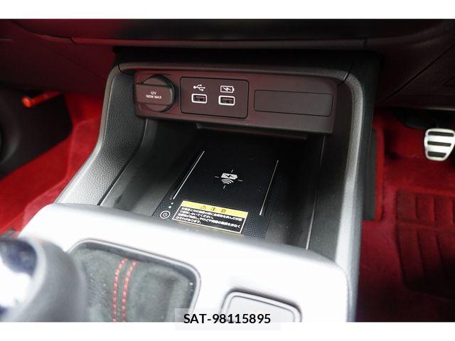 Honda CIVIC 2023-08 6690946-24