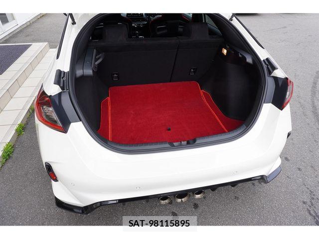 Honda CIVIC 2023-08 6690946-6