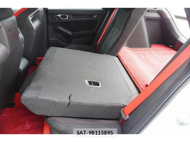 Honda CIVIC 2023-08 6690946-8