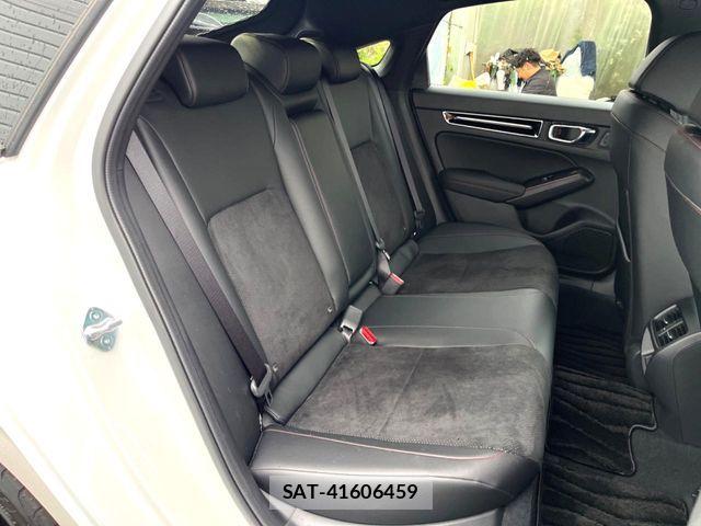 Honda CIVIC 2025-07 6715831-11