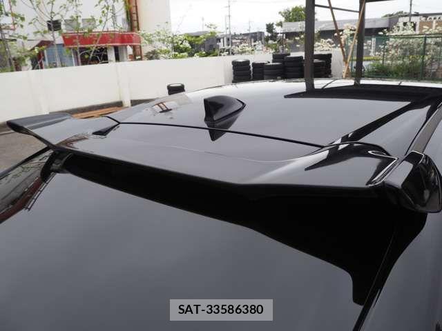 Honda CIVIC 2019-07 6715839-13