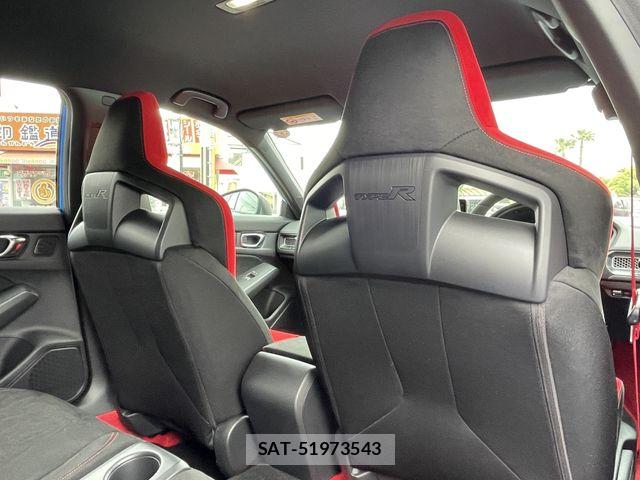 Honda CIVIC 2025-11 6751058-16