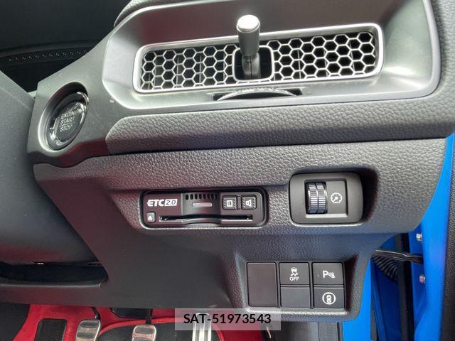 Honda CIVIC 2025-11 6751058-23