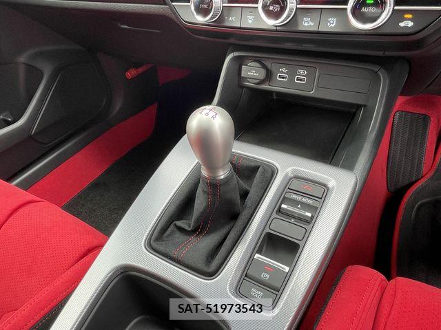 Honda CIVIC 2025-11 6751058-28