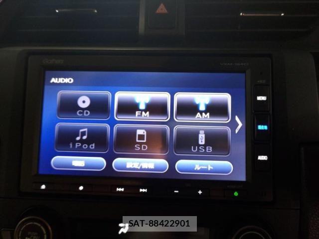 Honda CIVIC 2018-05 6814210-16
