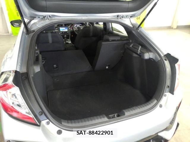 Honda CIVIC 2018-05 6814210-25