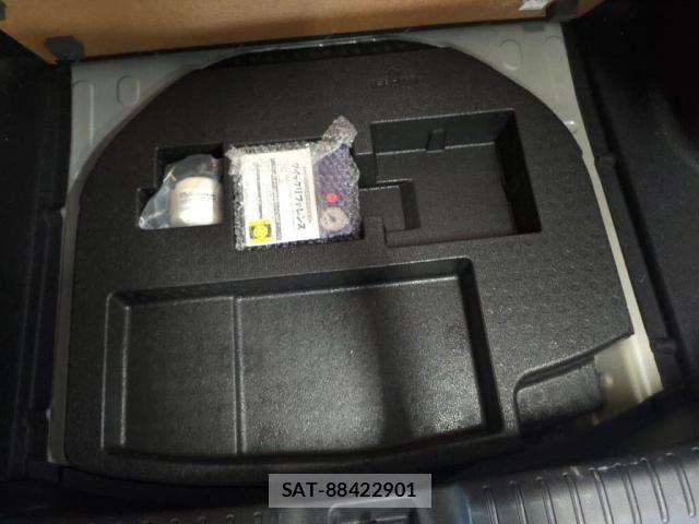 Honda CIVIC 2018-05 6814210-27