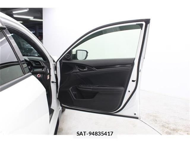 Honda CIVIC 2020-03 6814205-29