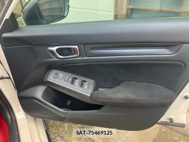 Honda CIVIC 2023-12 6903260-9