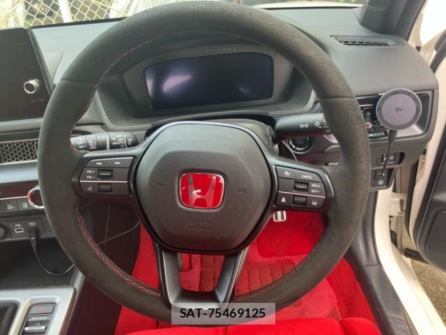 Honda CIVIC 2023-12 6903260-11