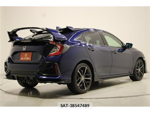 Honda CIVIC 2020-04 6903296-13