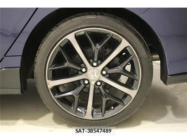 Honda CIVIC 2020-04 6903296-25