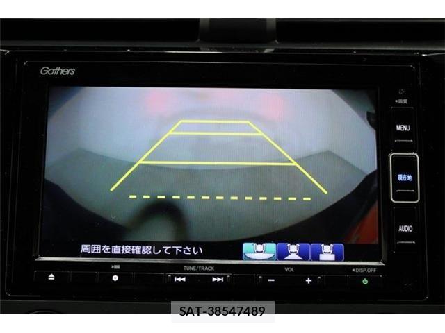 Honda CIVIC 2020-04 6903296-3